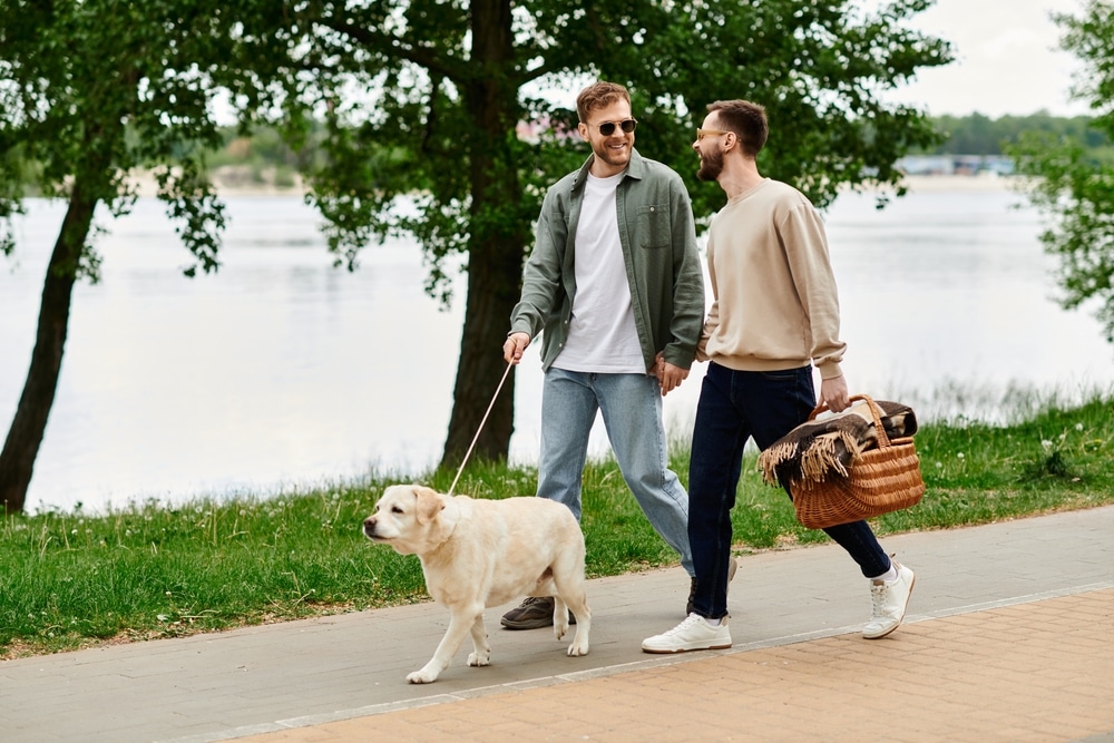 Paar Fotoshooting Lippstadt Kleidung und Accessoires für schöne Bilder